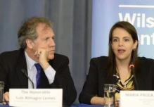 Toscanini renuncia al Ministerio del Interior; María Paula Romo lo reemplaza