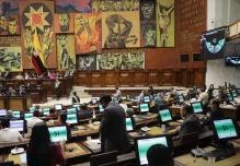 La Asamblea redujo número de votos necesarios para rechazar vetos del presidente