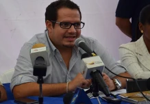 Juez ordena la detención de exministro Javier Córdova