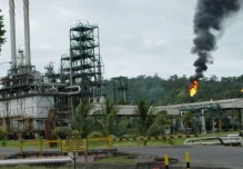 Ecuador invita a 41 firmas para importar 2,25 millones barriles de diésel oil
