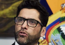 Ecuador confía en que China levante pronto la limitación a empresa camaronera