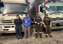 Retienen camiones con madera ilegal en operativo ambiental en Sucumbíos