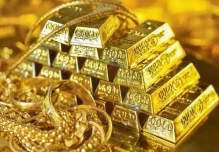 Oro cede ligeramente, pero se mantiene sobre los $ 4.000