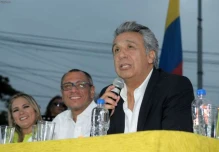 Nuevo informe habla de aportes con dinero público para campaña de Moreno