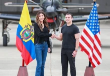 Noboa y Noem inspeccionaron la antigua base estadounidense en Manta