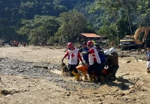 Desbordamiento del río Zamora deja desaparecidos, heridos y daños en la parroquia Guadalupe