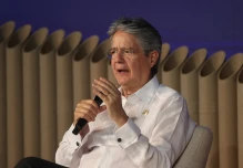 Lasso no comparecerá ante comisión que lleva primera fase de juicio político