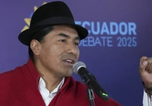 54.3 % cree que los votos de Iza irán a Noboa en la segunda vuelta 