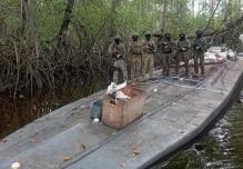 Militares hallaron un astillero y un semisumergible en Esmeraldas