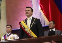 Noboa centra su informe en seguridad y recuperación económica