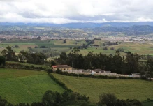 Ecuador mantendrá sus fronteras cerradas con Colombia y Perú hasta el fin de año