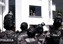 Mails de Laura Terán, posible prueba de manipulación en caso 30S