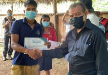 Productores de Napo aprenden sobre bambú