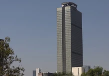 Fitch Ratings mejoró calificación de la estatal Pemex