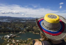Ecuador y Colombia: entre los países con menor percepción de calidad de vida en América Latina