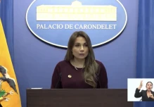 El riesgo país de Ecuador cayó 139 puntos y se ubica en 942