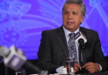 El presidente de Ecuador visita China en busca de inversiones estratégicas 