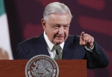 López Obrador acusa a Ecuador de "exceso de fuerza"