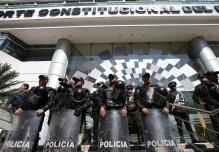 La Corte Constitucional valida 2 preguntas para reformar el CPCCS 