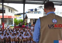 Estados Unidos promueve la protección ambiental en niños de Galápagos