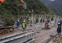 MTOP instala puente Bailey para recuperar la conectividad en Napo