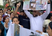 Una ola de indignación sacude a Ecuador tras confirmarse asesinato de cuatro niños