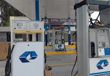 Escasez de gasolina y diésel en Ecuador expone fallas estructurales