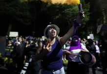 Ecuador se tiñó de morado para reivindicar el fin de la violencia contra las mujeres