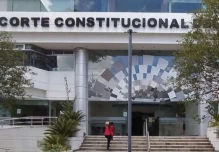 Corte Constitucional estudia polémicas leyes bajo críticas de Noboa a jueces