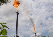 Petroecuador publicó las actas sobre el desmantelamiento de 145 mecheros