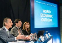 El FMI recorta a la mitad el pronóstico de crecimiento económico para Ecuador