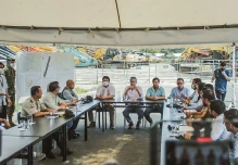 Gobierno firmó convenio para solucionar conectividad vial entre Napo y Sucumbíos