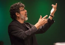 El director ecuatoriano Álvarez Muñoz dirigirá "Carmina Burana" en Madrid
