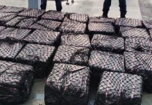 Armada de Ecuador incauta 67 bultos de droga