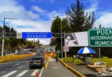 Ecuador ratifica que mantendrá cerrada su frontera con Colombia 