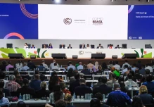 La COP30 aprueba un documento final sin referencia a los combustibles fósiles