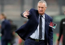 Gustavo Alfaro convocó 28 jugadores para enfrentar a Paraguay y Argentina