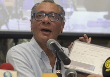 La crisis entre México y Ecuador se queda fuera del primer informe a la nación de Noboa