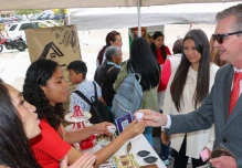 Feria nacional impulsa la promoción y comercialización del cacao ecuatoriano