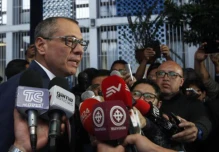 Jorge Glas admite reuniones con delator José Conceição Santos