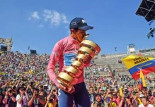 Richard Carapaz se marcha de Movistar
