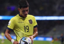 Kendry Páez, a sus 16 años, se prepara para ir al Chelsea