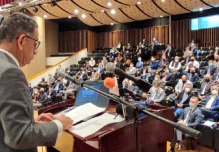 El gobierno presenta al sector privado proyectos de generación eléctrica