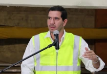 Apagones: Luque anunció que están ensayando estimulación de nubes
