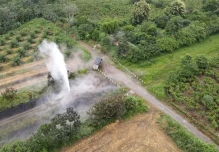 Petroecuador controla fuga de combustible en Quinindé tras presunta perforación clandestina