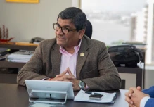 EE.UU. impone arancel del 10 % a Ecuador y Gobierno monitorea su impacto