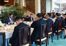 Noboa impulsó la inversión extranjera durante su visita a China