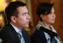 Noboa anuncia acuerdo con EE. UU. para retirar sobretasa arancelaria a exportaciones ecuatorianas
