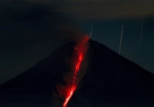 El IG advierte de leve caída de ceniza del Sangay en Morona y Chimborazo
