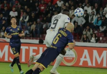 Liga goleó 4-0 a Magallanes en la Copa Sudamericana